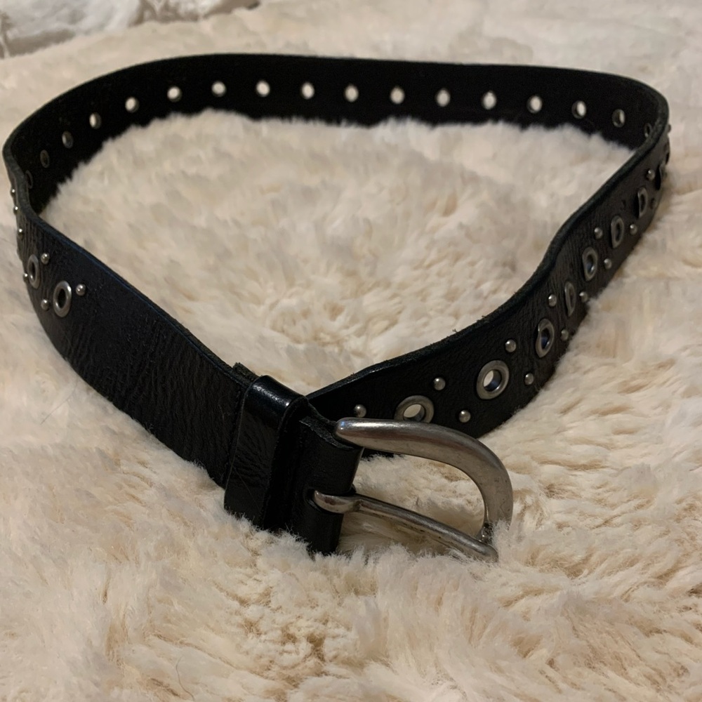 Black and silver belt